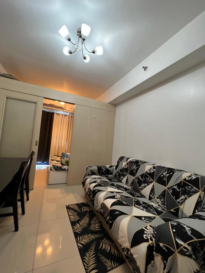 Sea Residences Moa - Paul Manila Bagian luar foto