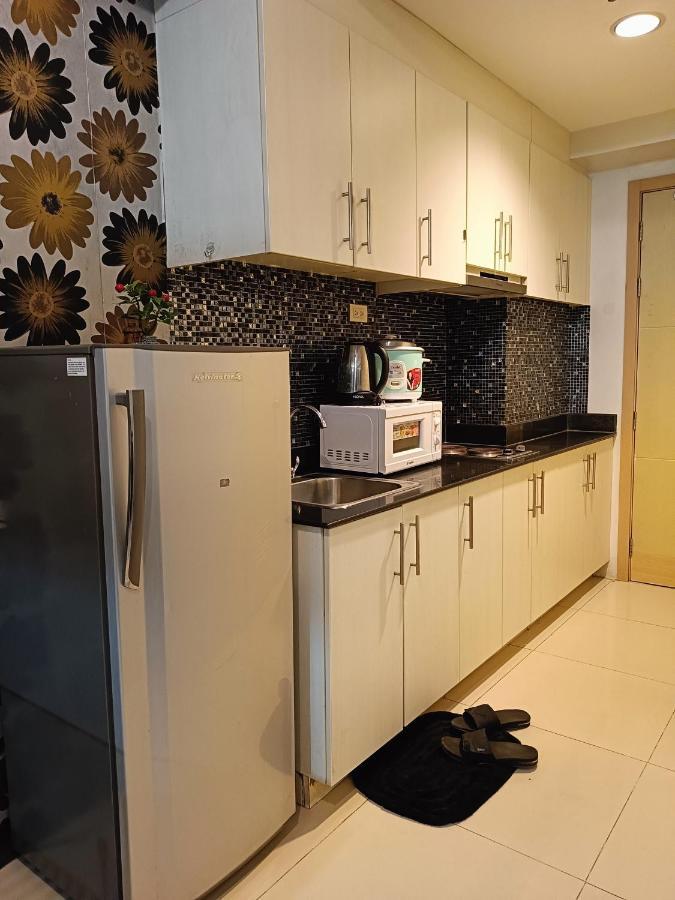 Sea Residences Moa - Paul Manila Bagian luar foto